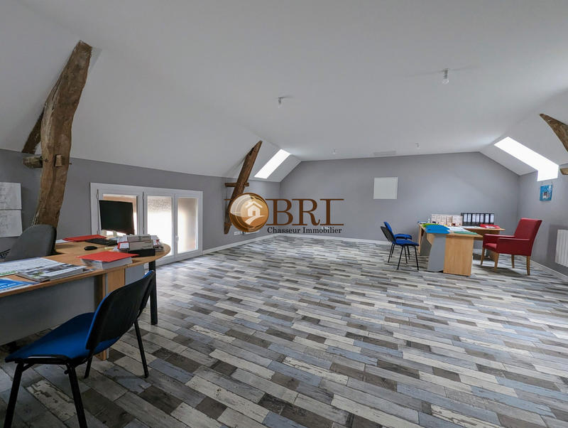 Bureau - 70 m² - 1 pièce