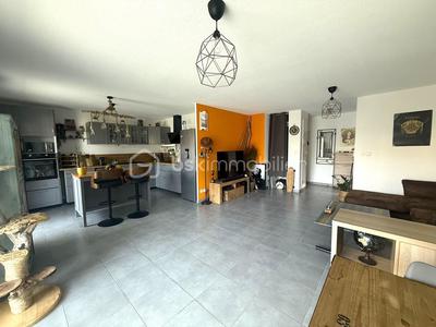 Appartement - 71 m² - 3 pièces