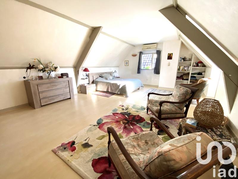 Maison - 193 m² - 9 pièces