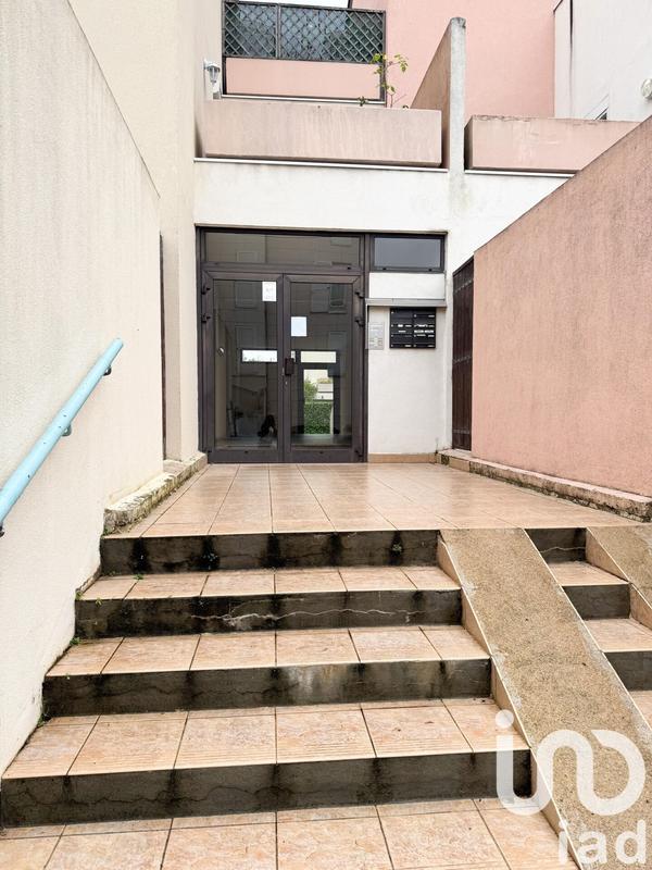 Appartement - 93 m² - 5 pièces