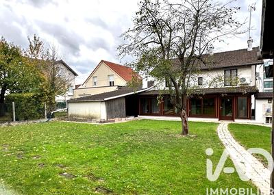 Maison - 142 m² - 6 pièces