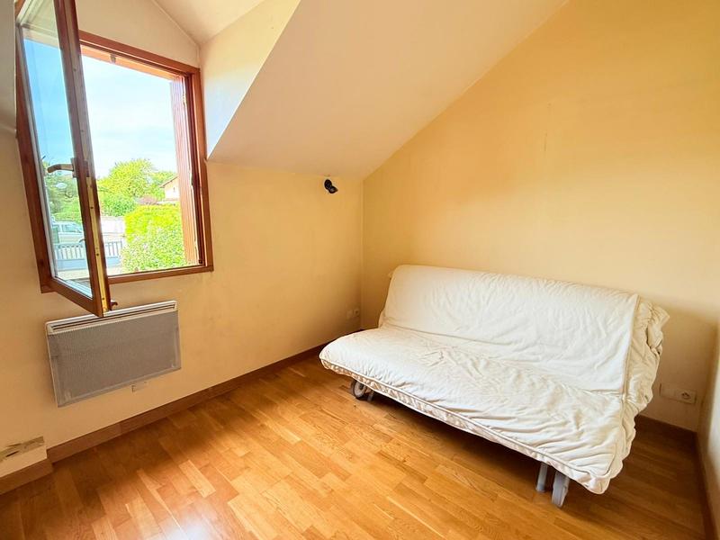 Maison - 175 m² - 7 pièces