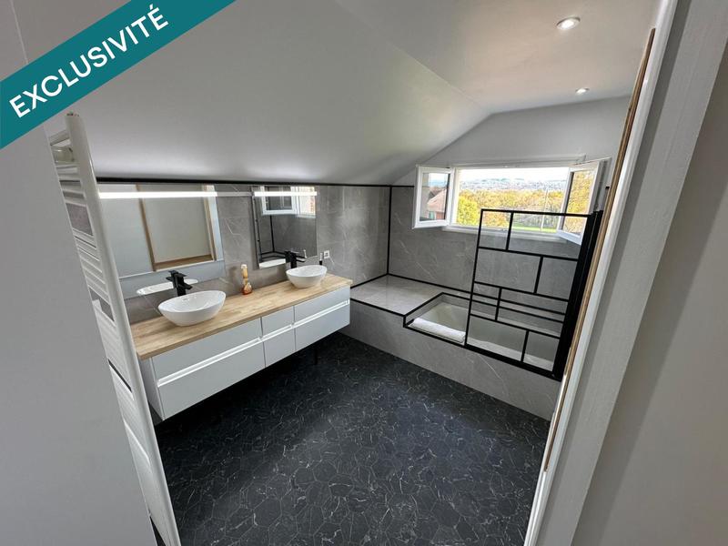 Maison - 146 m² - 6 pièces