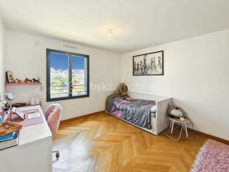 Maison - 159 m² - 6 pièces