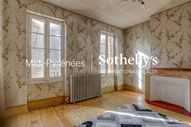 Maison - 232 m² - 6 pièces