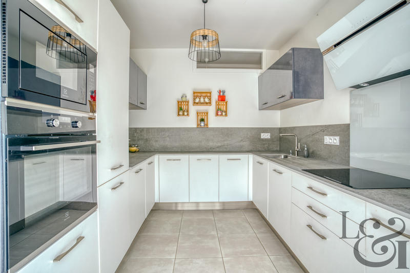 Maison - 143 m² - 5 pièces