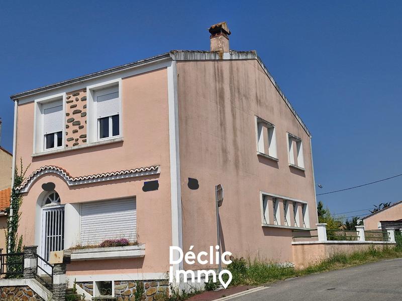 Maison de village - 112 m² - 5 pièces