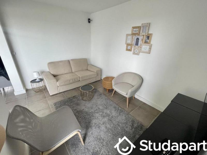 Chambre - 12 m² - 1 pièce