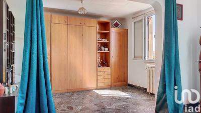 Maison - 184 m² - 7 pièces