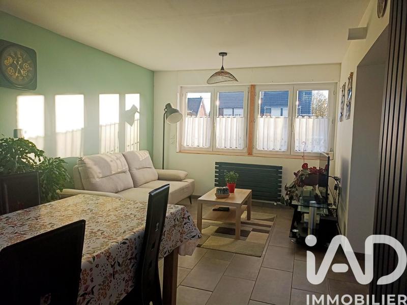 Maison - 75 m² - 5 pièces