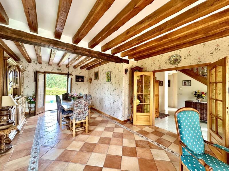 Maison - 195 m² - 6 pièces