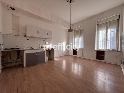 Maison - 190 m² - 7 pièces