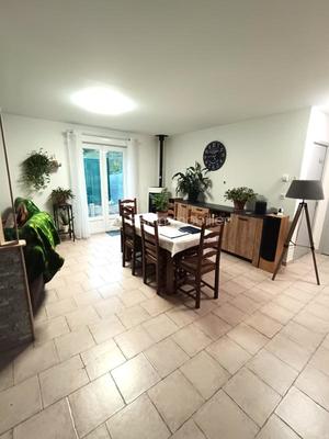 Maison traditionnelle - 75 m² - 3 pièces