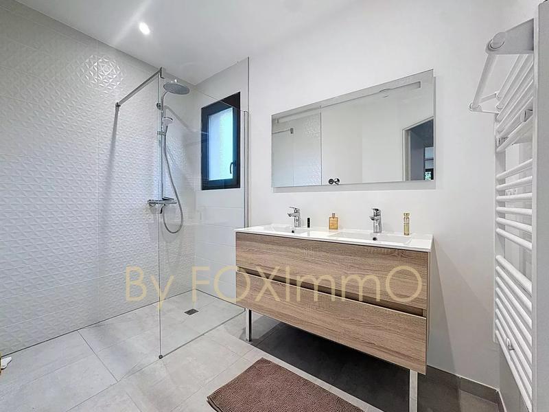 Villa - 102 m² - 4 pièces