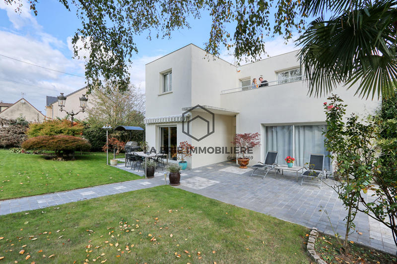 Maison - 131 m² - 6 pièces