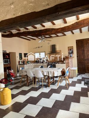 Maison - 157 m² - 7 pièces