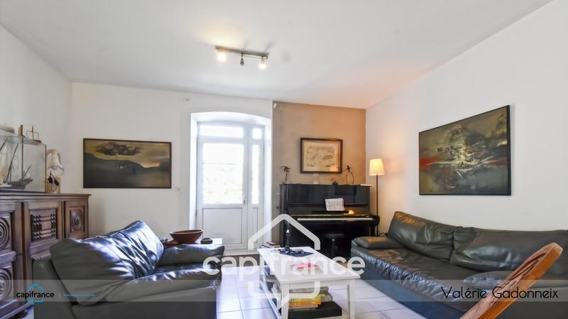 Maison - 187 m² - 9 pièces