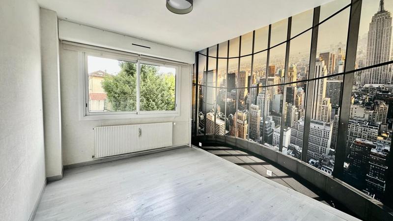 Appartement - 86 m² - 4 pièces