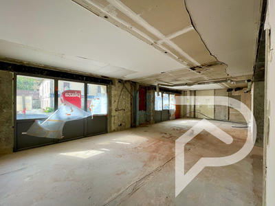 Local commercial - 185 m² - 3 pièces