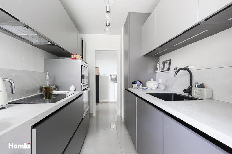 Appartement - 101 m² - 4 pièces