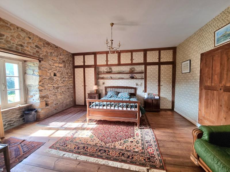 Maison - 161 m² - 6 pièces