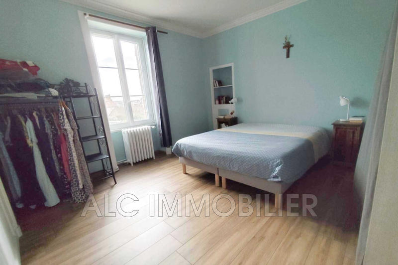 Maison - 142 m² - 6 pièces