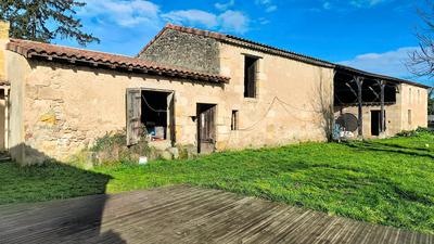 Grange - 240 m² - 3 pièces