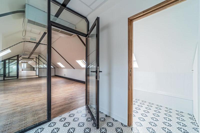 Bureau - 358 m² - 2 pièces