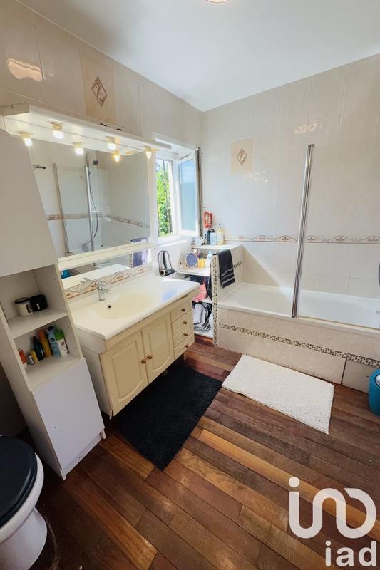 Maison - 133 m² - 6 pièces