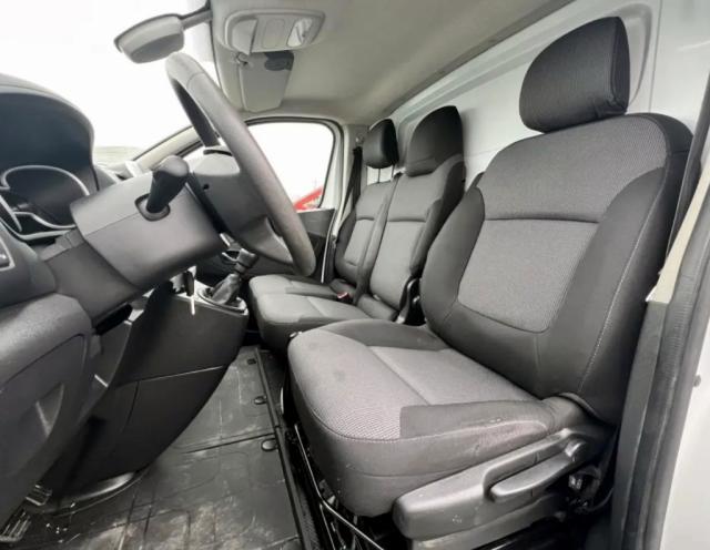 Fiat Talento Fourgon Euro 6d-Temp L1h1 2.0 l Ecojet dCi 120 Pro Lounge + Deux Portes Laterales Gauche et Droite