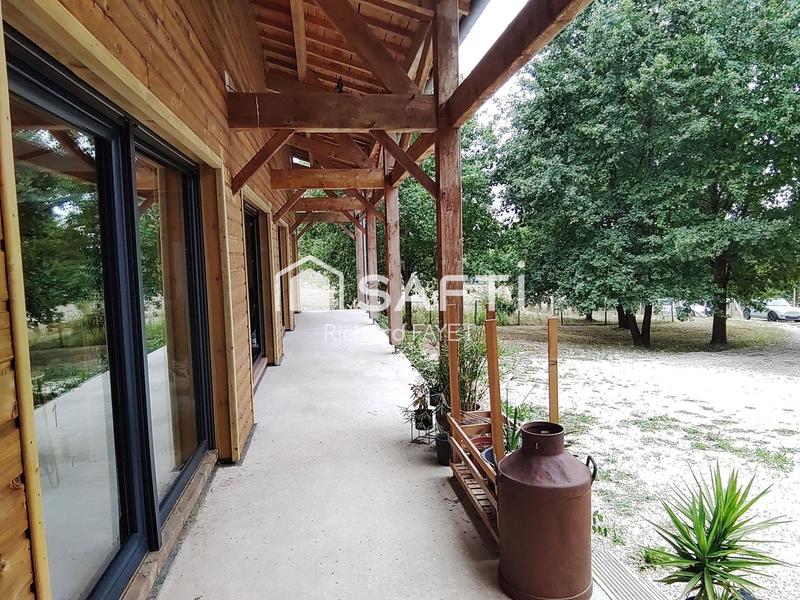 Maison - 150 m² - 5 pièces