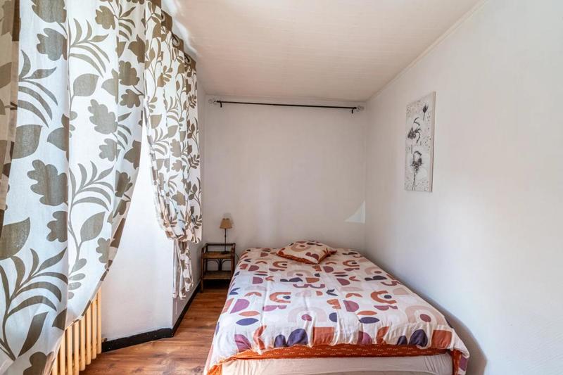 Corps de ferme - 190 m² - 9 pièces