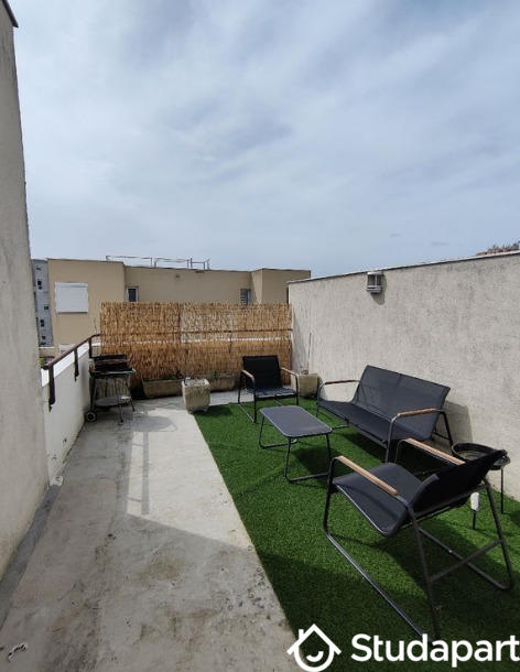 Chambre - 10 m² - 1 pièce