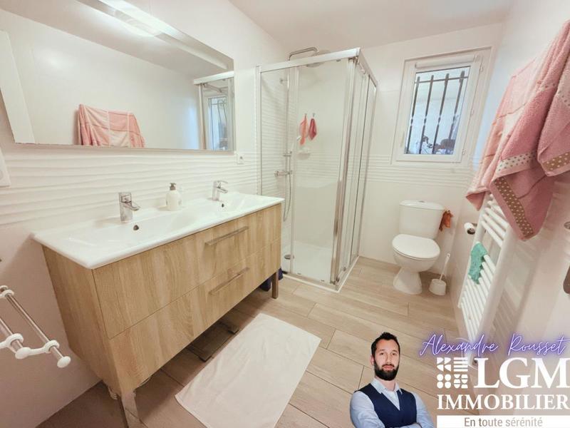 Maison - 163 m² - 7 pièces