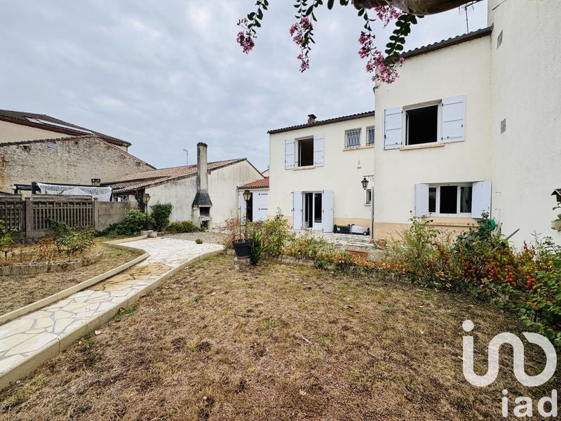 Maison de village - 217 m² - 7 pièces