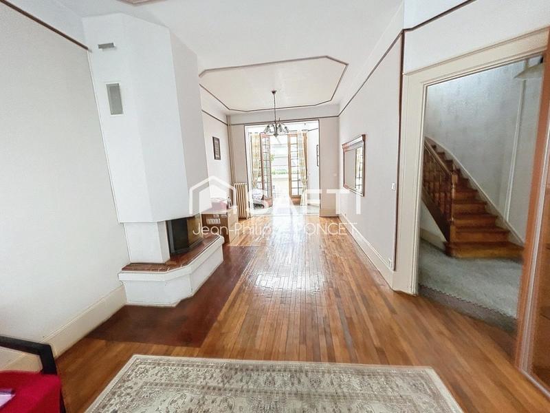 Maison - 131 m² - 7 pièces