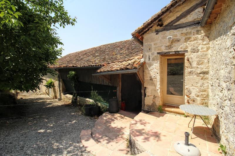 Corps de ferme - 319 m² - 9 pièces