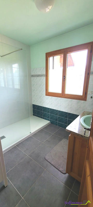 Villa - 212 m² - 5 pièces