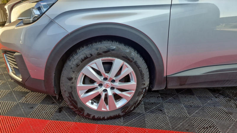 Peugeot 5008 bluehdi 130ch ss eat8 active business