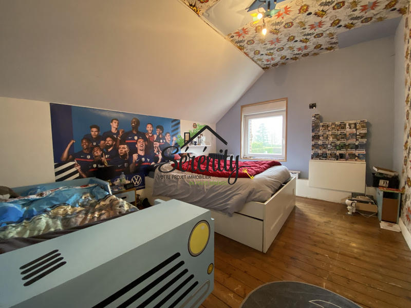 Maison - 182 m² - 7 pièces