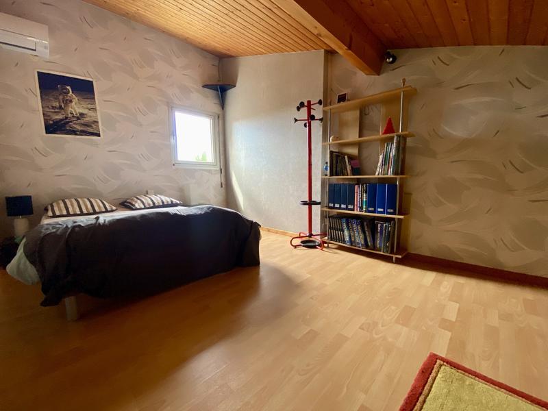 Maison contemporaine - 370 m² - 6 pièces