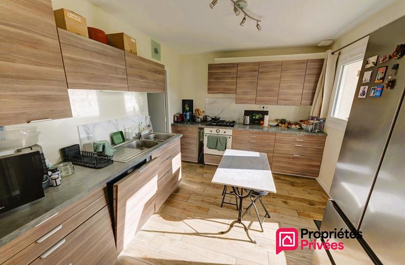 Maison - 131 m² - 8 pièces