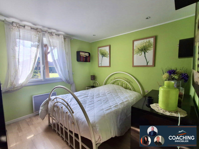 Villa - 168 m² - 8 pièces