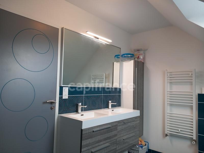 Maison - 136 m² - 7 pièces