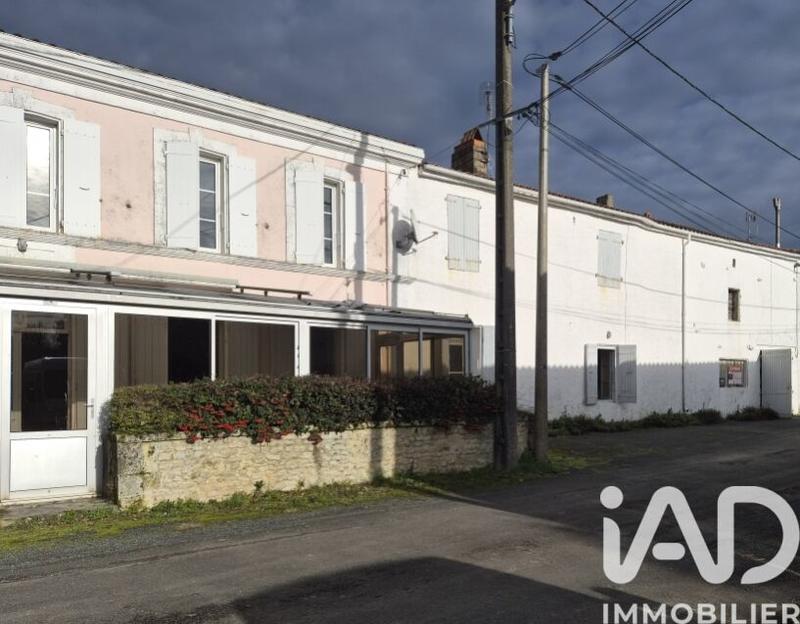 Maison - 211 m² - 6 pièces