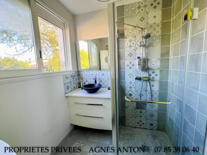 Maison - 225 m² - 8 pièces