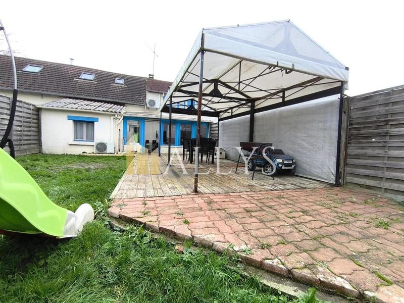 Maison de village - 93 m² - 3 pièces