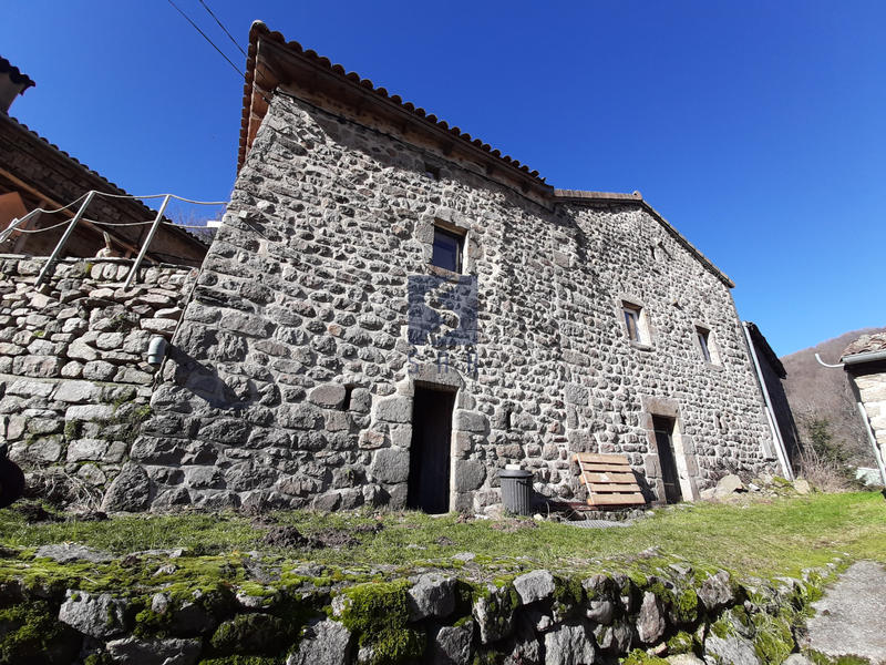 Maison - 182 m² - 7 pièces