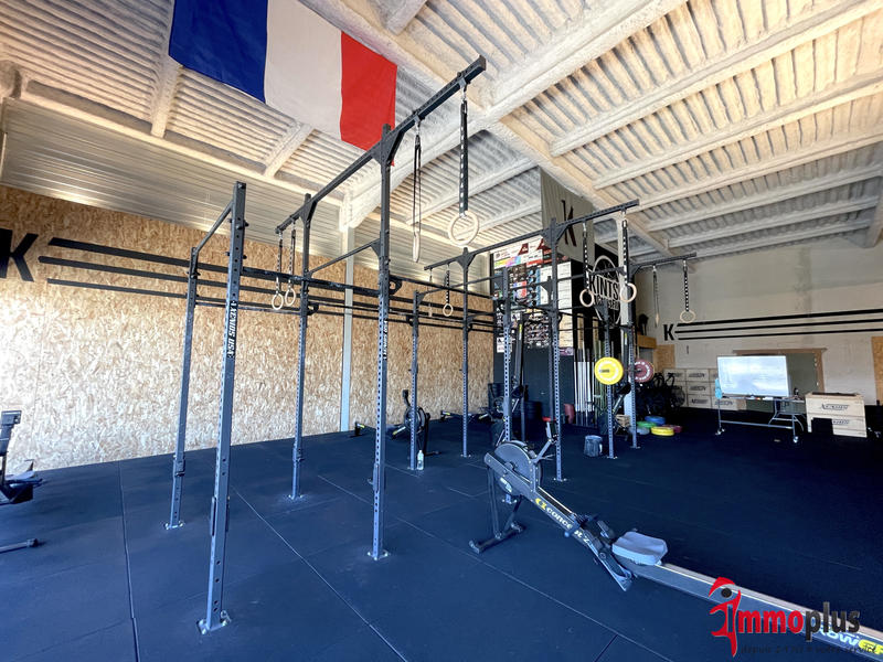 Local commercial - 521 m²