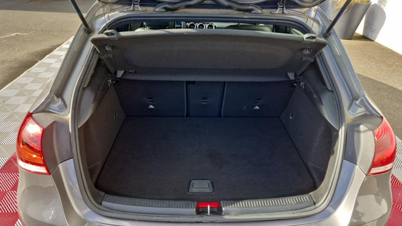 Mercedes Classe a Business 250 e 8g-dctline